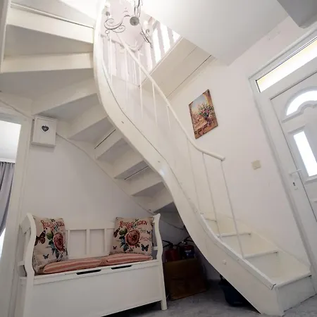 Casa Mila Holiday home *